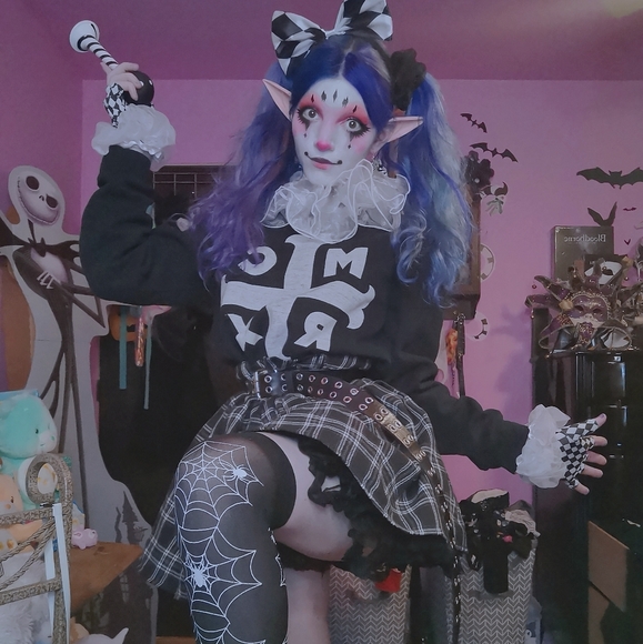 Meet your Posher, Tsumi - Picture 1 of 1